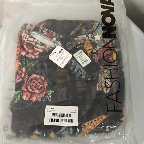 NWT - Fashion Nova Women's Rocking Out Skirt Set, Multi Color - Size 1X - Picture 5 of 7